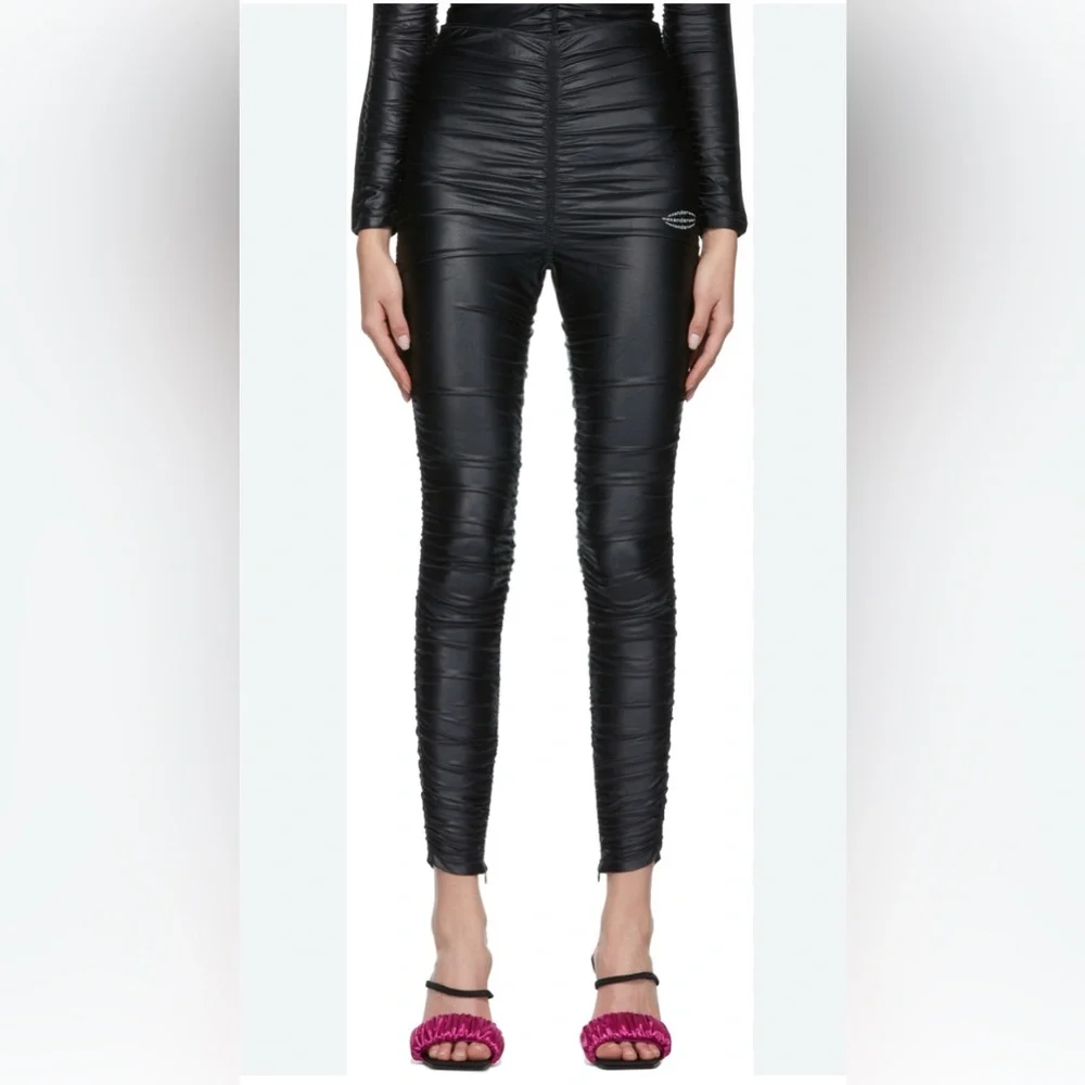 Black Ruched Leggings! Sexy, slimming, chic and sooo comfortable!! Sz small - Picture 4 of 7